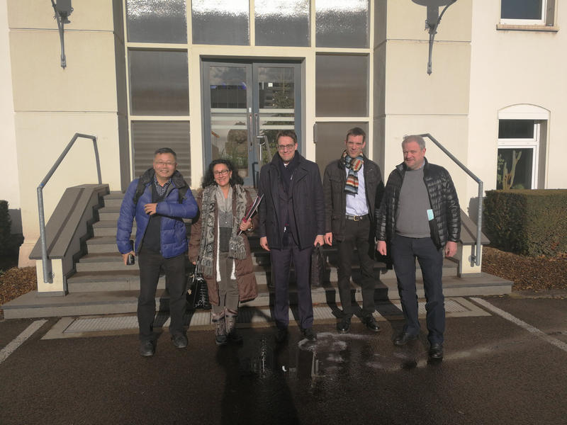 法鋼領(lǐng)導(dǎo)同迪林根領(lǐng)導(dǎo)合影